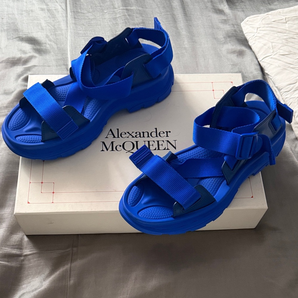 Alexander McQueen Kids Vibrant Blue Sandals